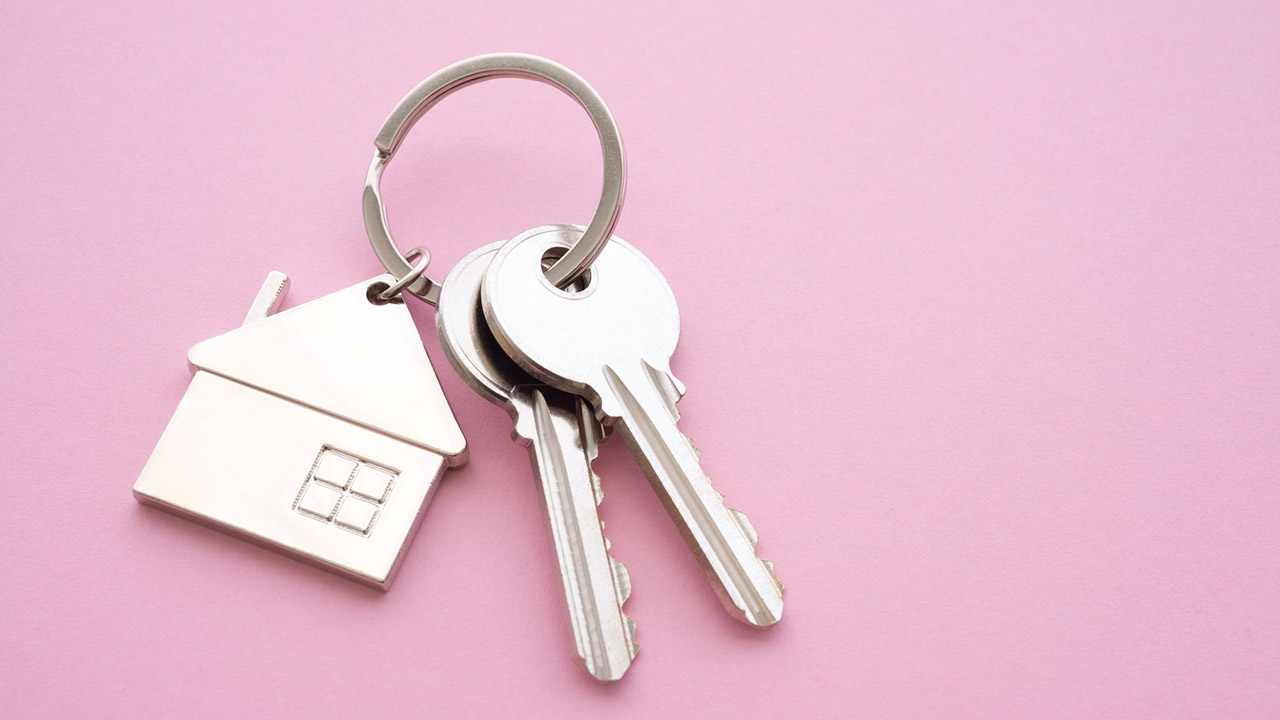 Unlocking the Secrets: How to Spot a Lucrative Investment Property